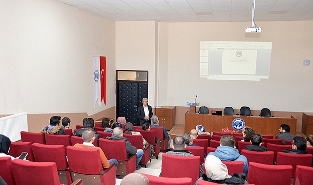 Rehber öğretmenler Tanıtım ve İstişare Toplantısında bir araya geldi