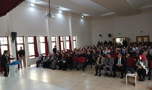Ermenek'te "Türkçe Çalayım Sazımı, Türkçe Söyleyeyim Sözümü" projesi tanıtıldı