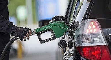 Akaryakıtta tabela değişti: motorine zam geldi