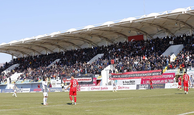 Aksaray taraftarı kulübe yine ceza yedirdi