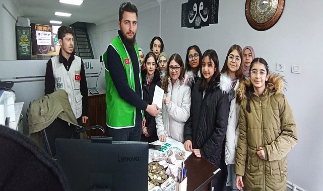 Karamanlı Öğrencilerden Afrika ve Gazze'ye Yardım Eli
