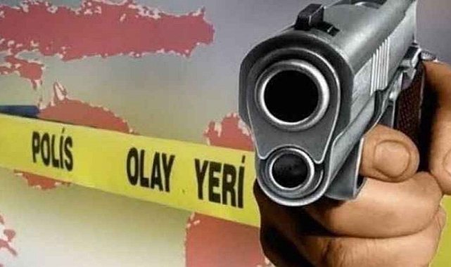Kazaya karışan sürücü polis aracında kendini vurdu