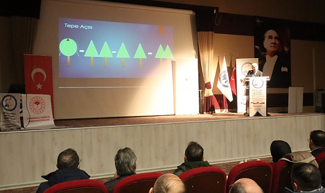 “Meyve Ağaçlarında Budama” Konferansı düzenlendi 