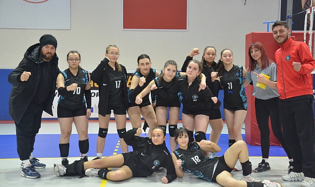 Muzaffer Uğur Voleybol Akademisi Sezona Fırtına Gibi Başladı!