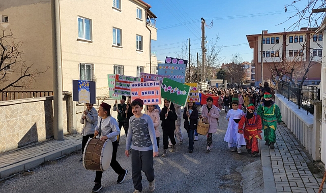 Ramazan ayını karşılamak için yürüdüler
