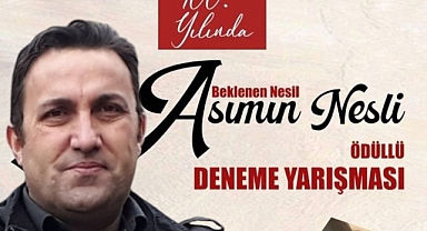 Şair Şaşma Deneme Yarışmasından üçüncülük ödülüyle döndü