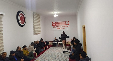 Sarıveliler'de "Kış Mümin'in Baharıdır" sohbet buluşması düzenlendi