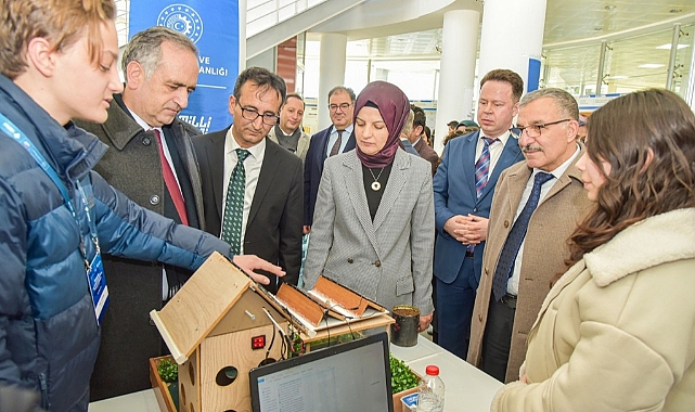 TÜBİTAK 2204 Bölge Finalinde Genç Beyinler Yarışıyor