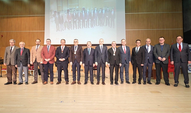 Türk Dünyasına Üstün Hizmet Madalyası aldılar