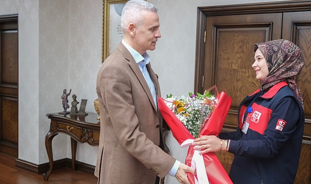 Vali Çiçekli, 112 Acil Çağrı Ekibini Kabul Etti