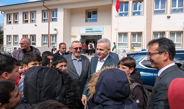 Vali Çiçekli, Sabiha Gökçen Ortaokulu’nu ziyaret etti