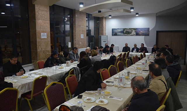 Yeniden Refah Partisi, basınla bir araya geldi