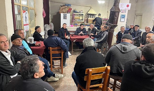 İftar sonrasında köy kahvesinde Ramazan sohbeti