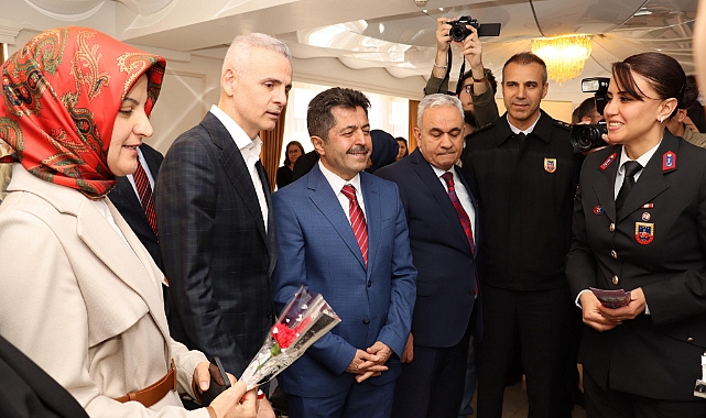 Jandarmadan 300 Kadına KADES Eğitimi