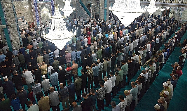 Karaman'da bayram namazı kaçta kılınacak? İşte il il bayram namazı saatleri
