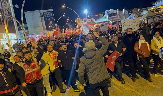 Evcen; "Cumhuriyet Halk Partisi Susmaz! Ekrem İmamoğlu Yalnız Değildir! Millet İradesi Teslim Alınamaz!"