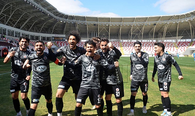 Karaman FK Evinde 3 Puanı Kaçırdı