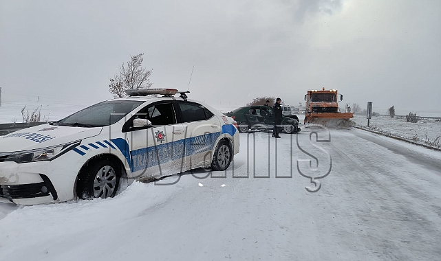 Karaman-Konya Yolunda Zincirleme Trafik Kazası