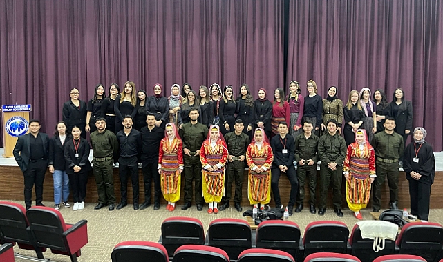 Öğrenciler Çanakkale Zaferinin 110. Yılını Kutladı