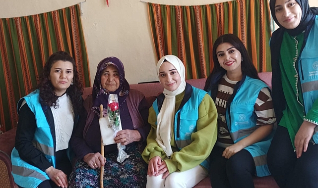 Öğrencilerden Anlamlı Ziyaret