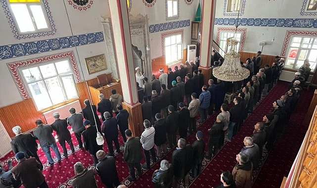 Sarıveliler'de yağmur duası yapıldı