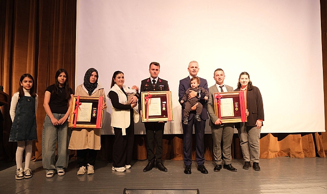 Şehit ve Gazilere Devlet Övünç Madalyası ve Beratları verildi