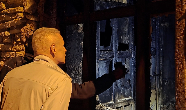 Vali Çiçekli'den evi yanan aileye geçmiş olsun ziyareti