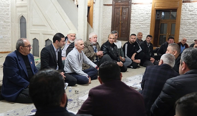 Vali Çiçekli Kazımkarabekir’de vatandaşla sahur yaptı