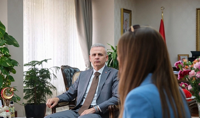 Vali Çiçekli, vatandaşın derdini dinledi