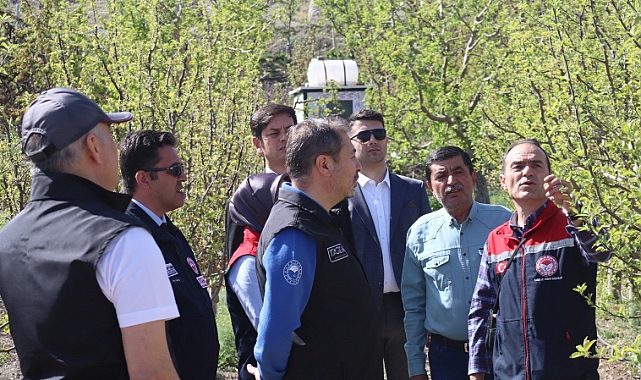 Bakanlık yetkilileri Karaman'da tarım alanlarını inceledi