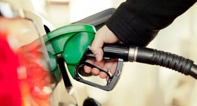 Benzine yeni zam geldi: Tabelalar değişti