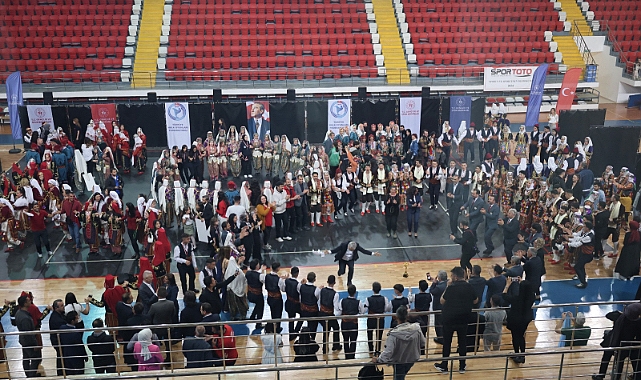 Halk Oyunları Yarışmalarında Muhteşem Kapanış