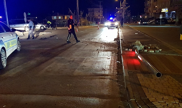 Karaman'da 3 Aracın Karıştığı Trafik Kazasında Yaralanan Olmadı