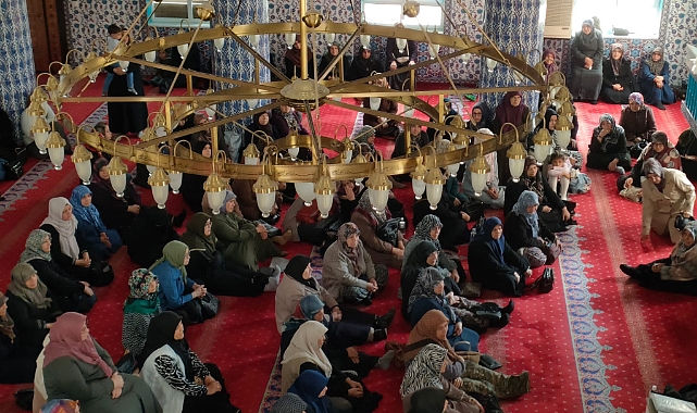 Karaman’da Emekseven Camii’nde Hatim ve Dua Programı Düzenlendi