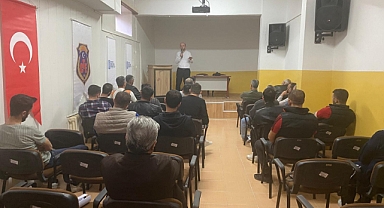 Karaman Denetimli Serbestlik Müdürlüğü'nde Örnek Şahsiyet Semineri Düzenlendi