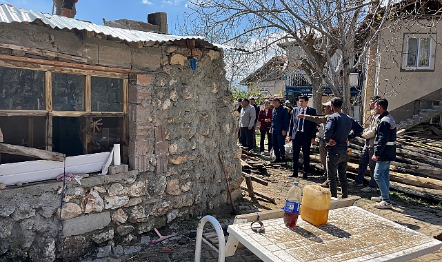 Kaymakam'dan Evi Yanan Vatandaşa Geçmiş Olsun Ziyareti