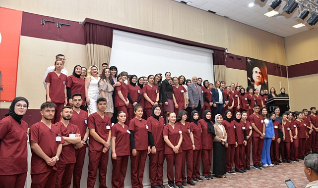 KMÜ Hemşirelik Öğrencilerine Forma Giyme Töreni düzenlendi