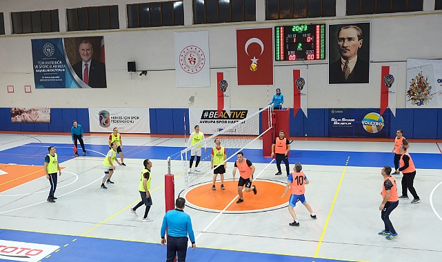 Polisler Kupa İçin Ter Döktü