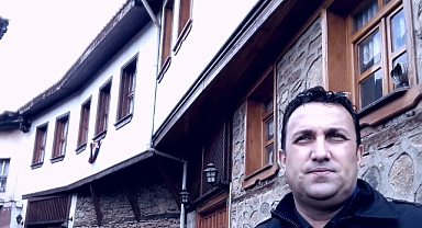 Şair Şaşma’ya Bir Birincilik’te Hatay’dan