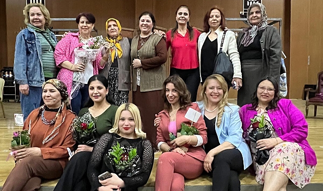ADD Tiyatro Topluluğu'nun Oyunu 'Dış Ses' Beğeni Topladı