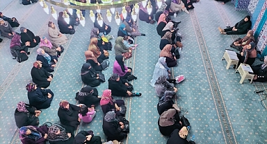 Akabe Camii’nde Hatim ve Dua Programı Gerçekleştirildi
