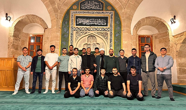 Gençler Cami Ziyaretinde Buluştu
