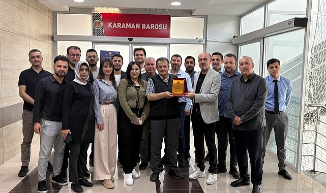 Karaman Barosundan Adliyeden Emekli Olan Mübaşirlere Plaket
