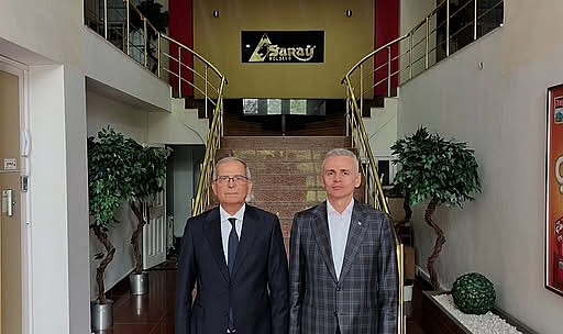 Vali Çiçekli’den Saray Holding’e Taziye Ziyareti