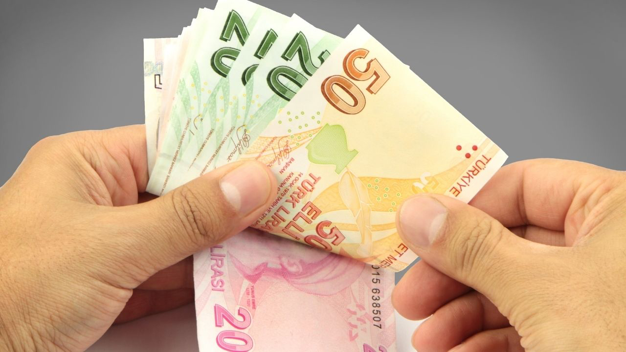 Evde bakım maaşı alanların beklediği zam hesaplandı!