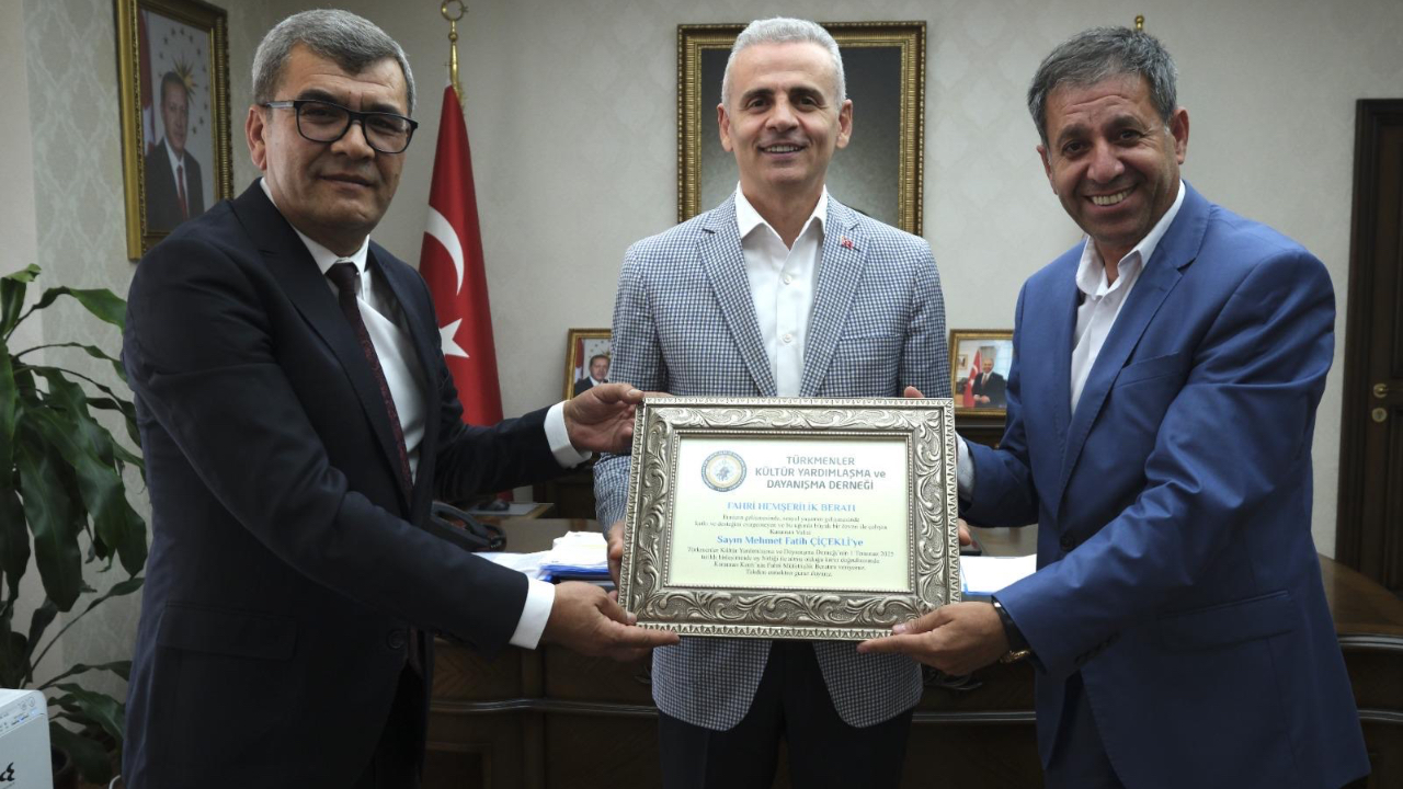 Vali Çiçekli, artık Karaman’ın fahri hemşerisi