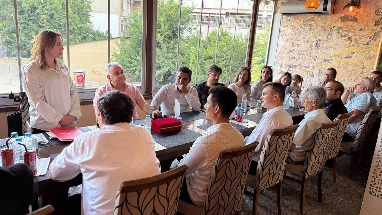 Tayini Çıkan Personele Veda Yemeği Düzenlendi