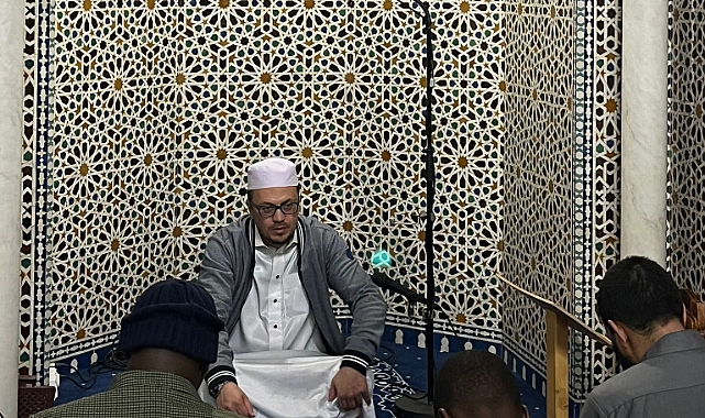 PARİSTE BİR ESER BÜYÜK CAMİ