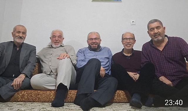BEŞİ BİR YERDE!