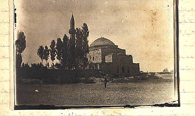 SİYÂHSER CÂMİ'-İ ŞERÎFİ